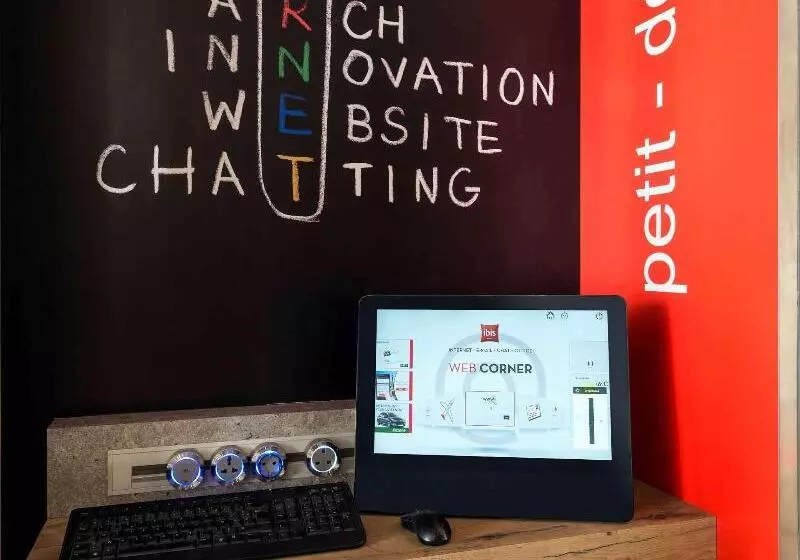 هتل Ibis La Rochelle Centre Historique