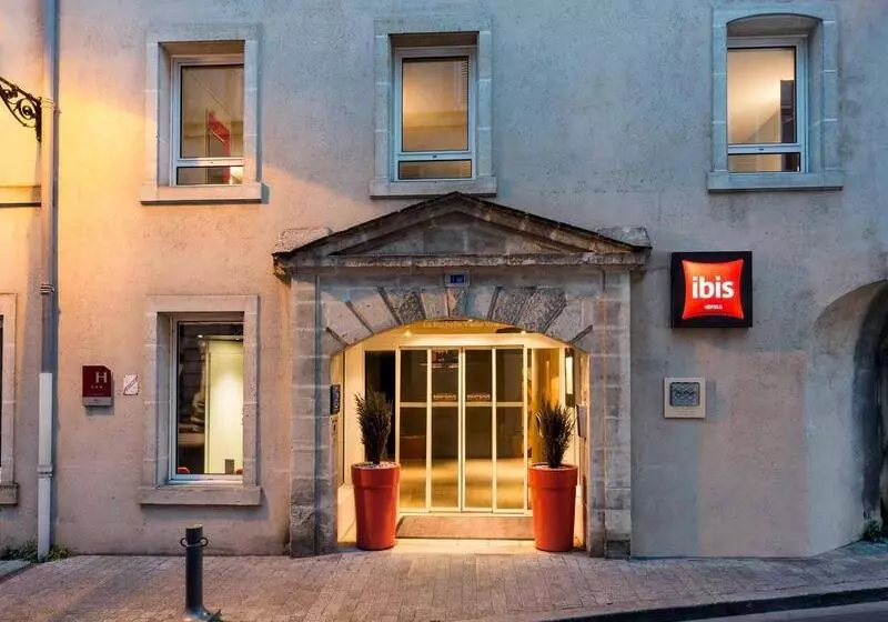 هتل Ibis La Rochelle Centre Historique
