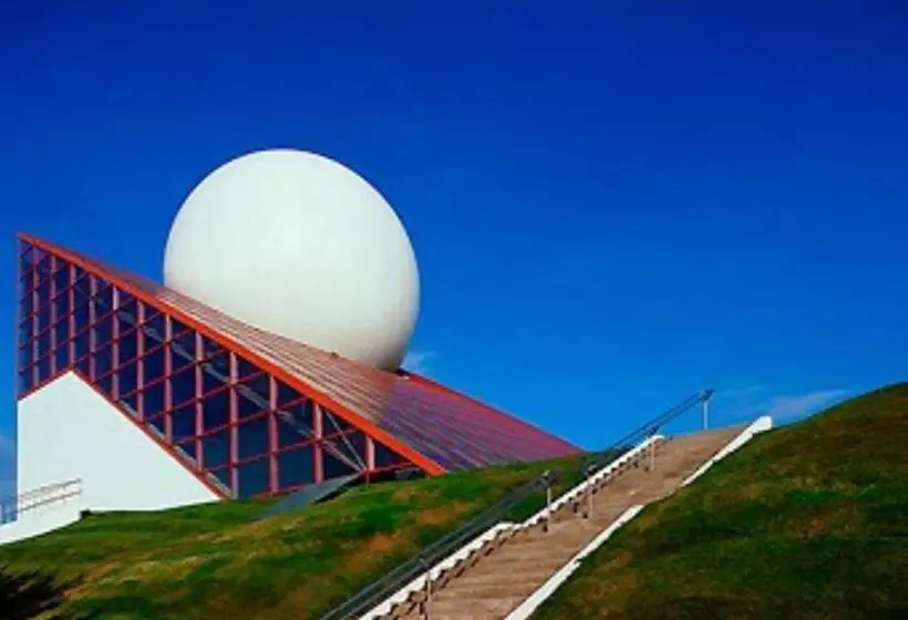 هتل Ibis Poitiers Centre