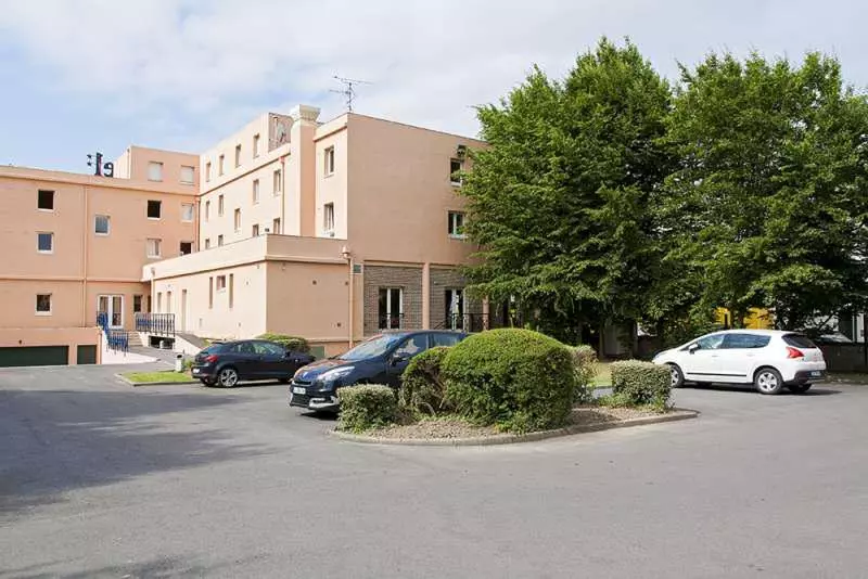 ホテル Kyriad Lille Gare  Grand Palais