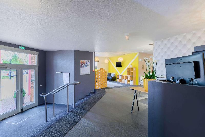 هتل Kyriad Lille Gare Grand Palais