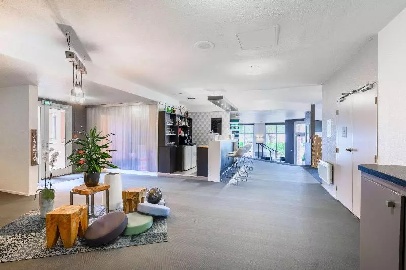 ホテル Kyriad Lille Gare  Grand Palais