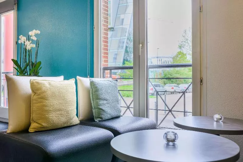 ホテル Kyriad Lille Gare  Grand Palais