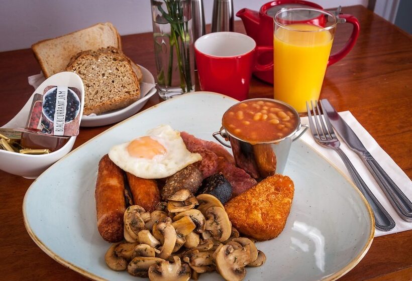 בית מלון כפרי Lake Of Shadows