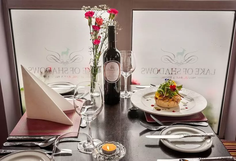 Hotel Lake Of Shadows