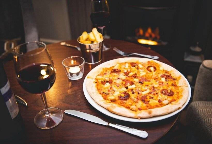 בית מלון כפרי Lake Of Shadows