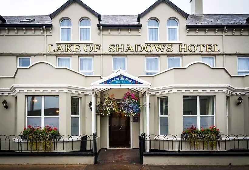 Hotel Lake Of Shadows