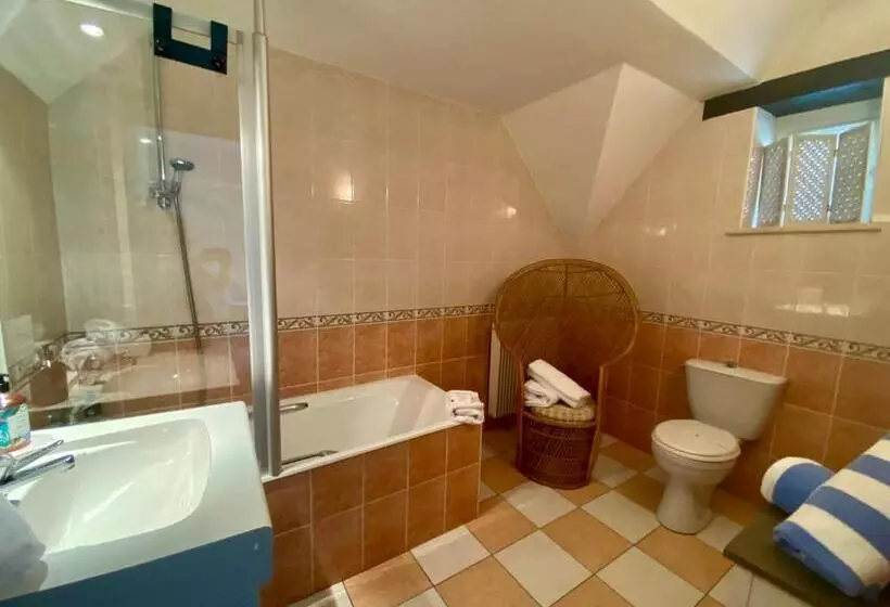 酒店 Les Moulins Du Duc écolodge