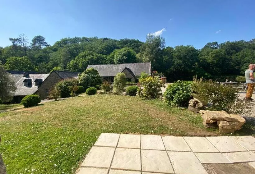 酒店 Les Moulins Du Duc écolodge