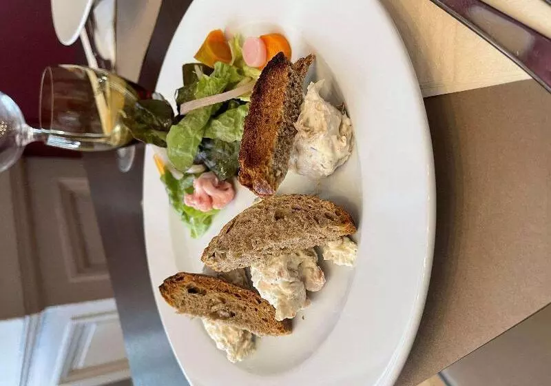 Отель Mercure Lille Roubaix Grand