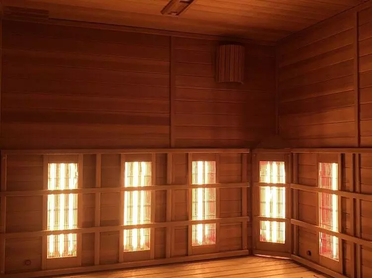 酒店 Logis Hôtel Au Cerf d'Or