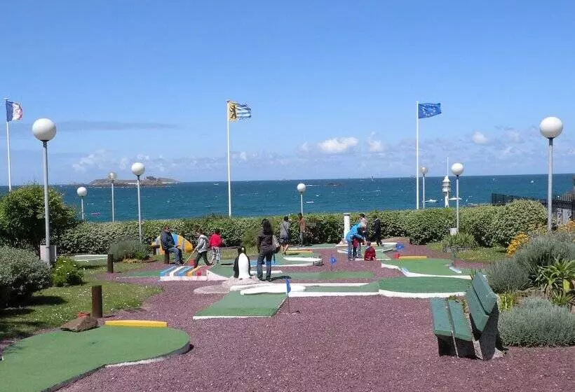 호텔 Balmoral Dinard