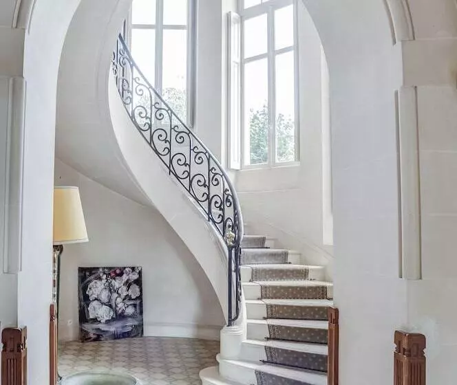 酒店 Château Du Clair De Lune Boutique Luxury