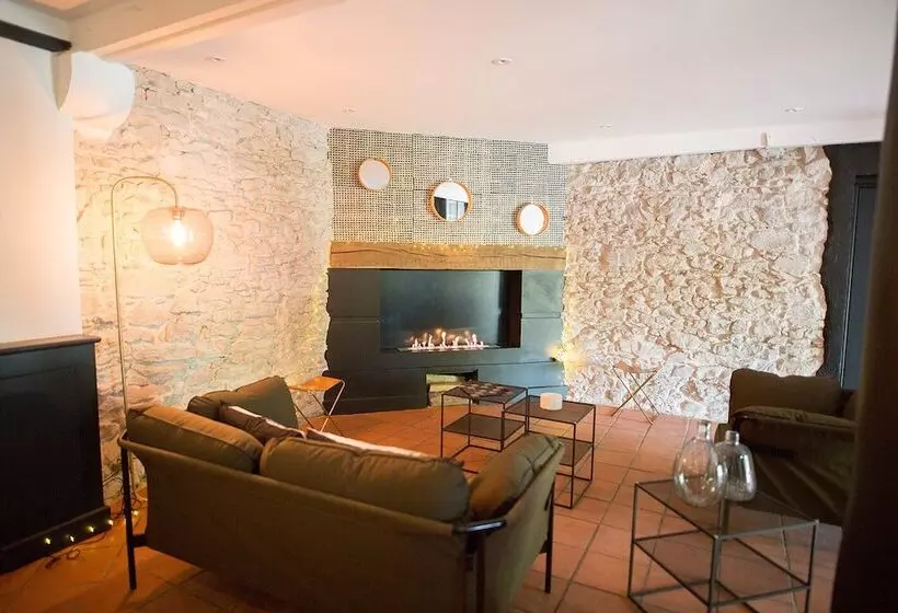 酒店 Château Du Clair De Lune Boutique Luxury