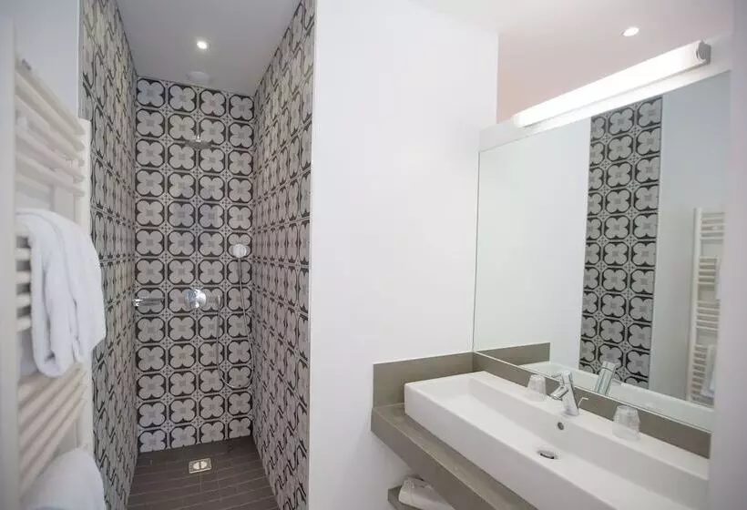 酒店 Château Du Clair De Lune Boutique Luxury