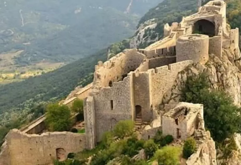 Отель De France