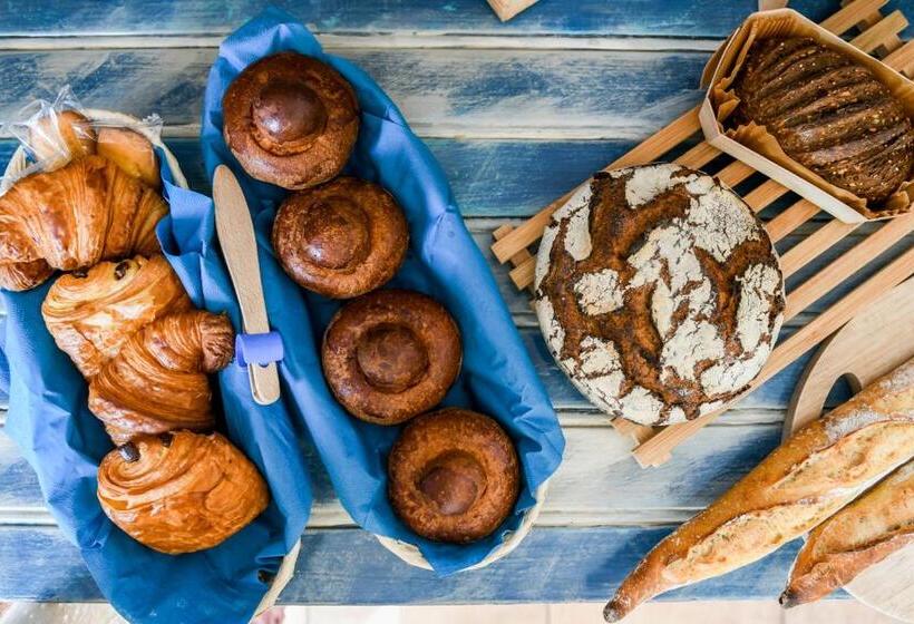 Logis Hotel De France