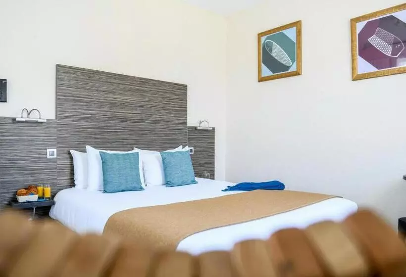 Logis Hotel De France