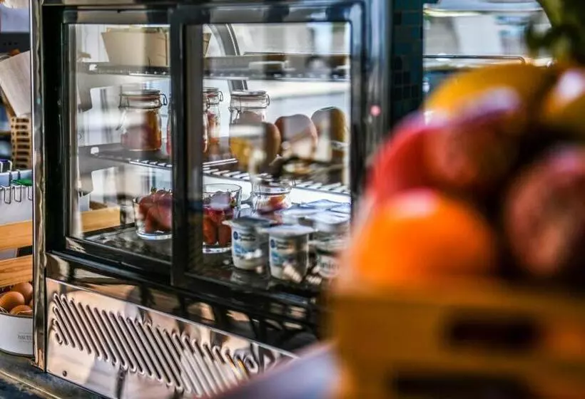 Logis Hotel De France