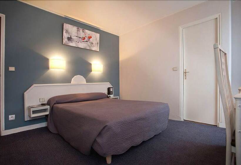 هتل Hôtel De L Alma By Malone