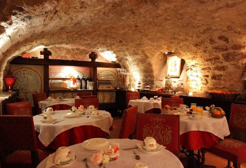 هتل De La Bretonnerie