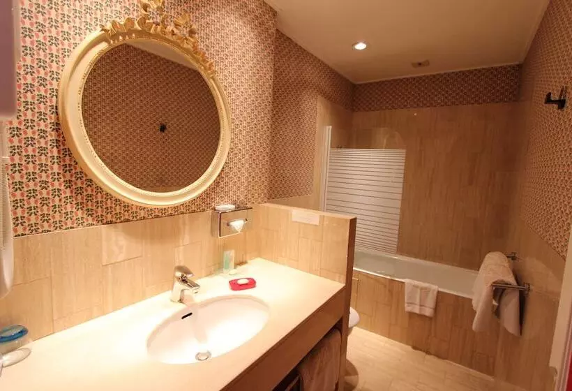 هتل De La Bretonnerie