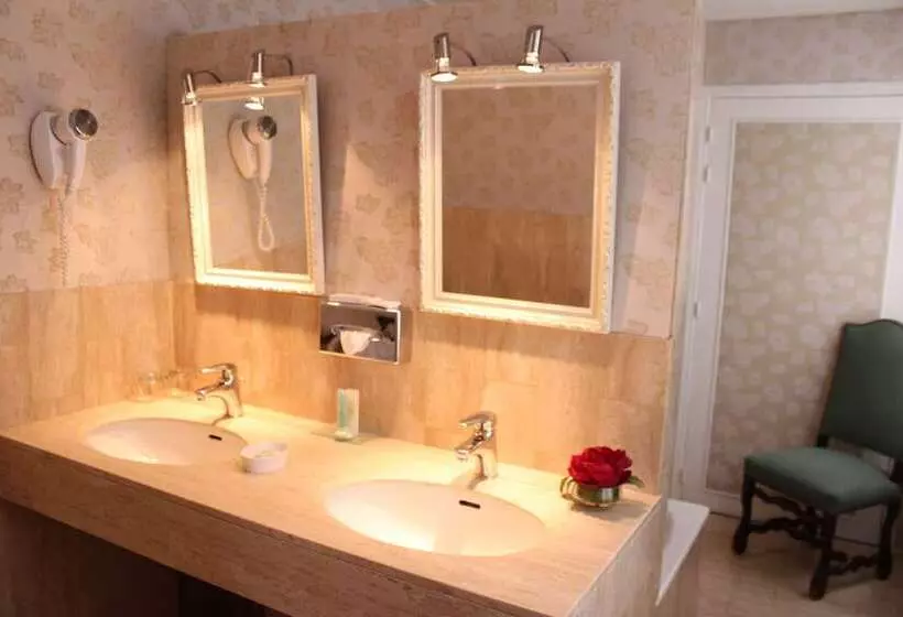 هتل De La Bretonnerie