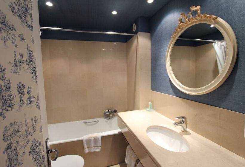 هتل De La Bretonnerie