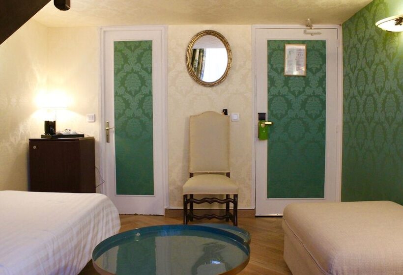 هتل De La Bretonnerie