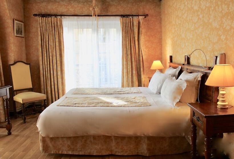 هتل De La Bretonnerie