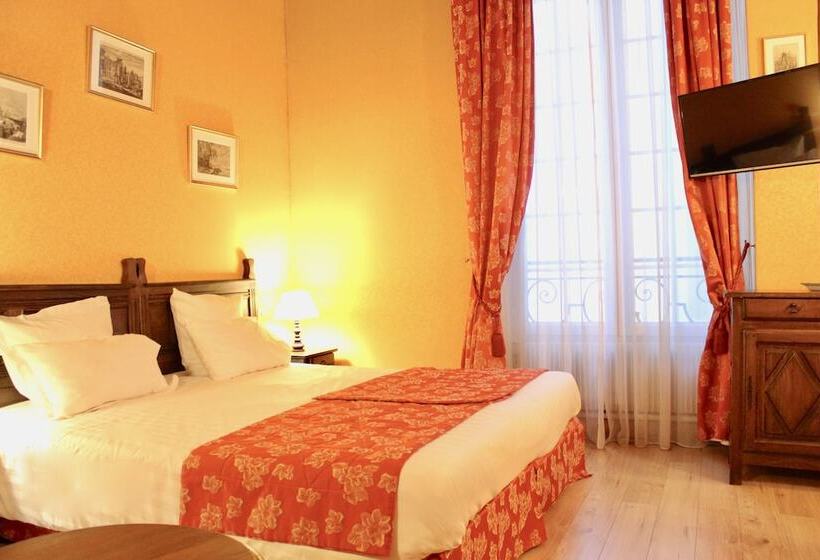 هتل De La Bretonnerie