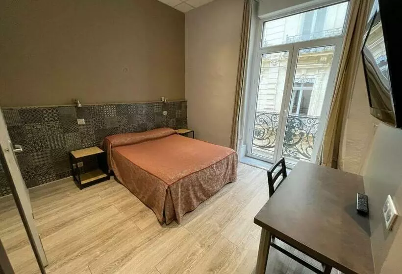 호텔 De La Comedie