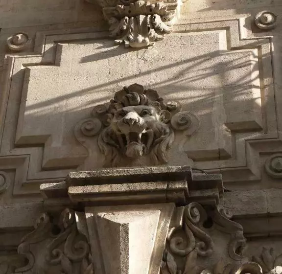 호텔 De La Comedie