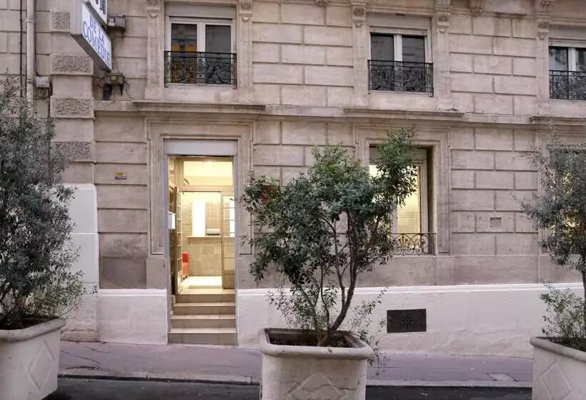 호텔 De La Comedie