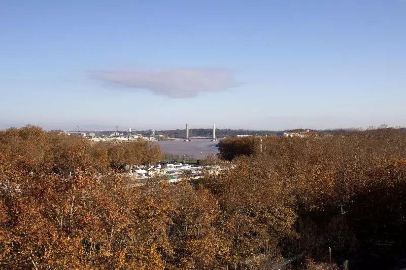 Отель De Normandie