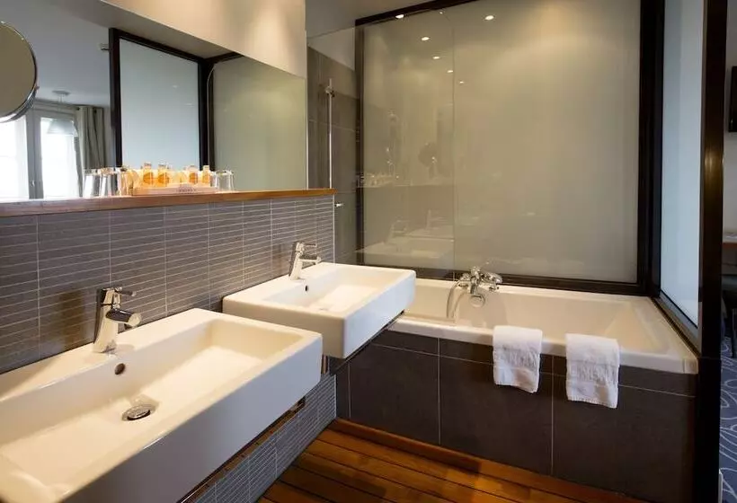 Отель De Normandie