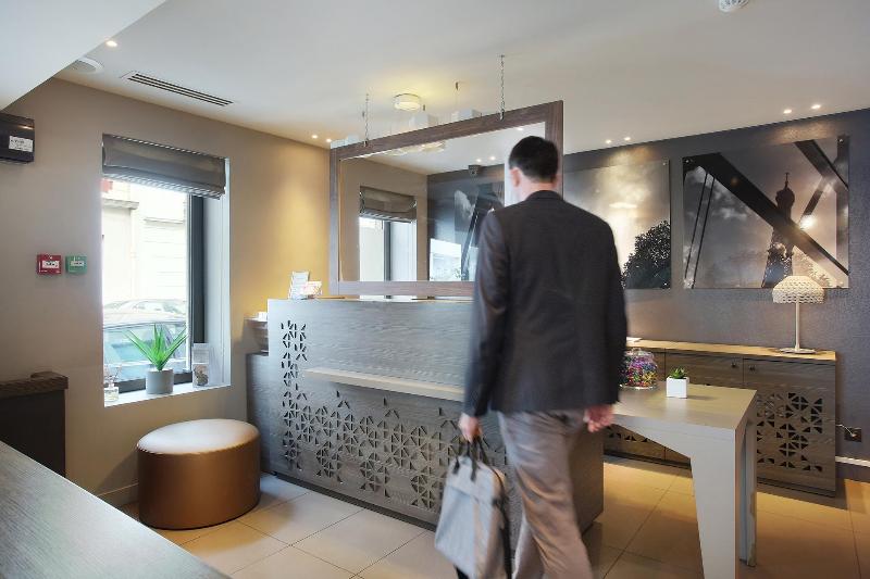 هتل Eiffel Capitol