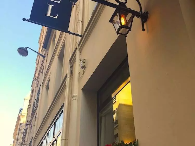 ホテル Etoile Trocadero