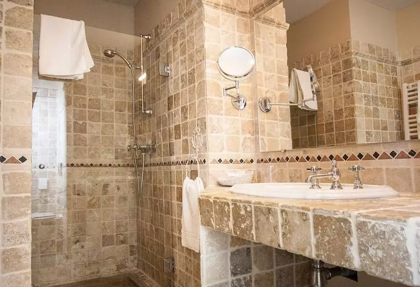 בית מלון כפרי Hôtel Helvie