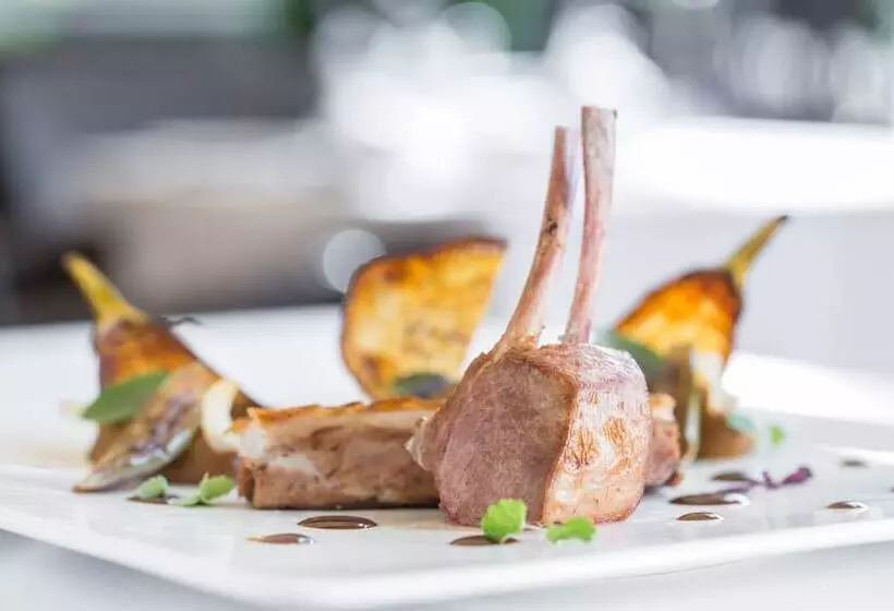 בית מלון כפרי Hôtel Helvie