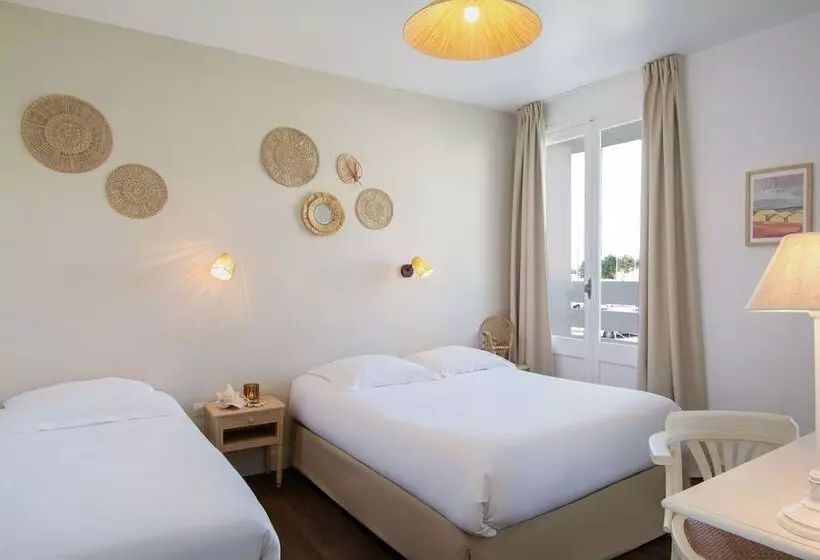 هتل Hôtel De La Plage