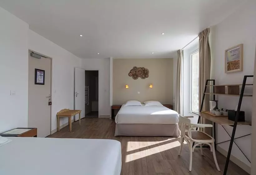 هتل Hôtel De La Plage