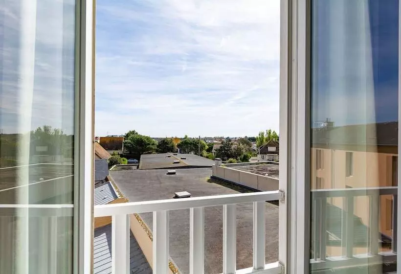 هتل Hôtel De La Plage