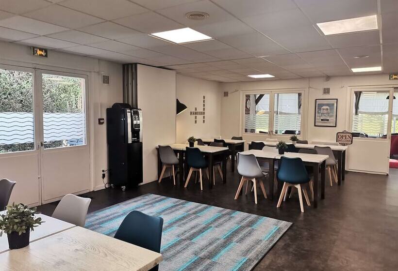 هتل Kyriad Epernay