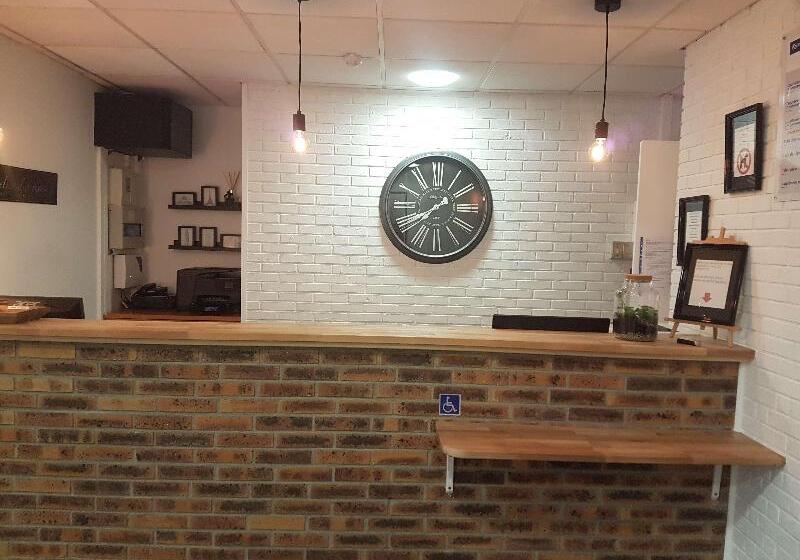 هتل Kyriad Epernay