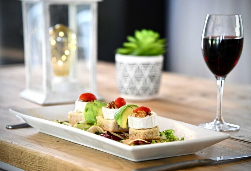 Hotel Kyriad Lannionperros Guirec