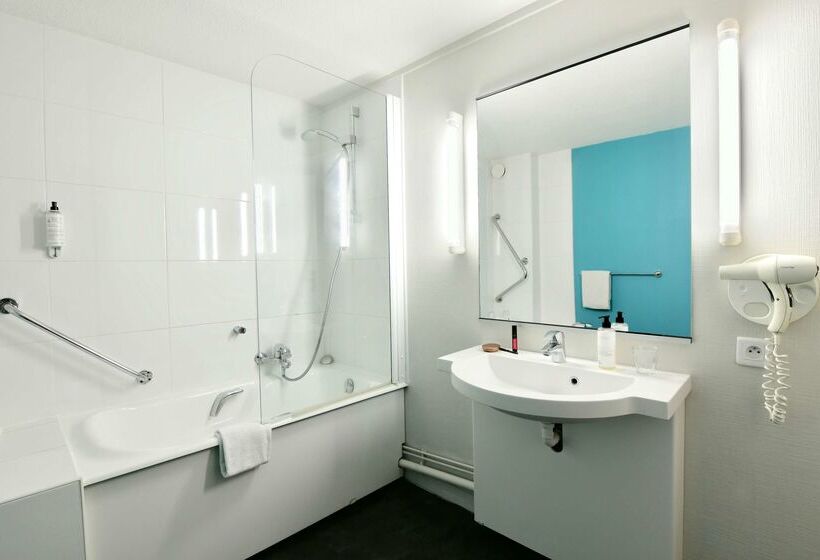 Hotel Kyriad Lannionperros Guirec