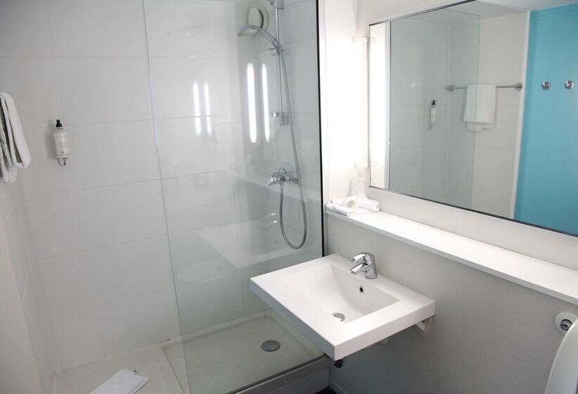 Hotel Kyriad Lannionperros Guirec