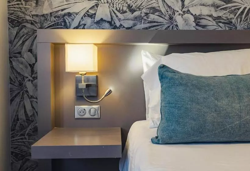 Отель Le Catalogne