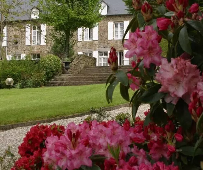 Logis Hotel Du Chateau